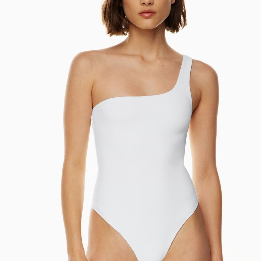 Aritzia Babaton One Shoulder Contour Bodysuit